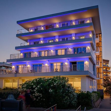 Hotel Tritone 卡奥莱 外观 照片