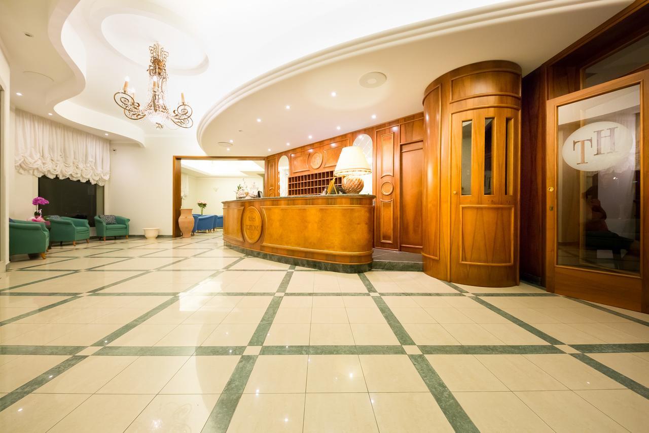 Hotel Tritone 卡奥莱 外观 照片
